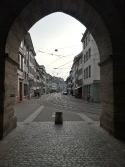 瑞士巴塞尔历史悠久的街道